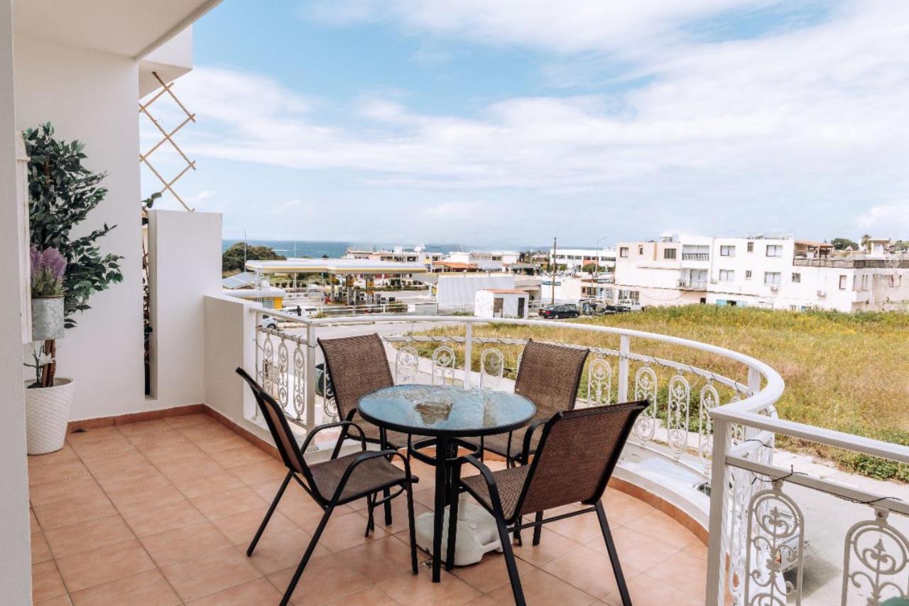 Διαμέρισμα Phaedrus Living: Harmony Sea View *